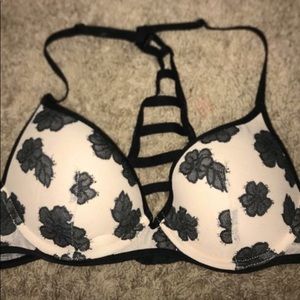Victoria’s Secret bra size 34b